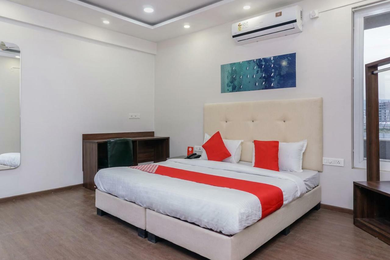Oyo 16832 Hotel I Suite 2 Mangvadi Dış mekan fotoğraf